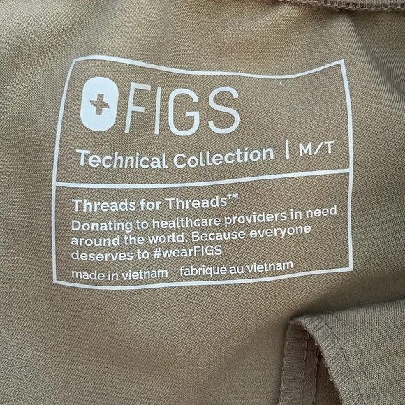 FIGS High Waisted Yola Skinny Scrub Pants Tan Nude Latte Size Medium - Picture 4 of 12